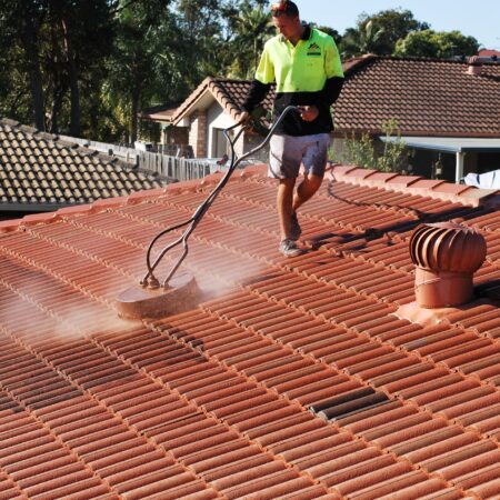 How to choose a roof cleaning service company?