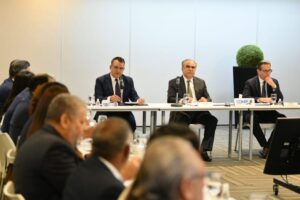 JCE Presenta Avances de la Nueva Cédula de Identidad ante Sectores Empresariales