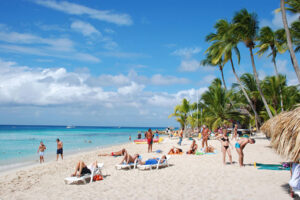 República Dominicana Enfrenta una Disminución en la Llegada de Turistas en 2025
